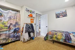832 E 7th St, Molalla, OR 97038 - Photo 16