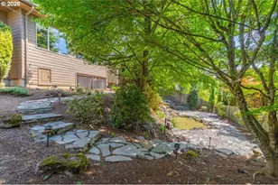1674 Olympia Ct, Salem, OR 97304 - Photo 10