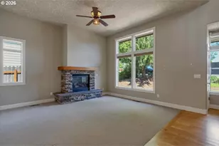 1674 Olympia Ct, Salem, OR 97304 - Photo 12