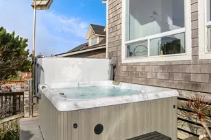 1227 N Pacific Ln, Rockaway Beach, OR 97136 - Photo 30
