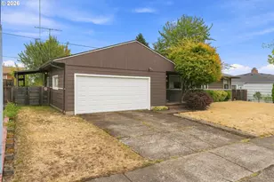 9241 SE Main St, Portland, OR 97216 - Photo 2