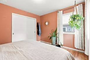 9241 SE Main St, Portland, OR 97216 - Photo 16