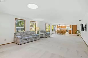 8910 NE 32nd Ave, Vancouver, WA 98665 - Photo 12