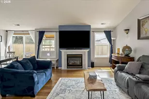 206 Hauser Ct, Molalla, OR 97038 - Photo 4