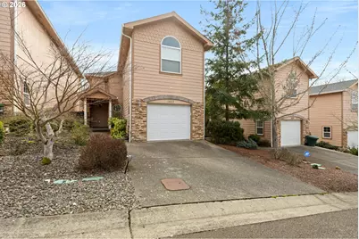 1463 Four Seasons Dr, Roseburg, OR 97470 - Photo 4