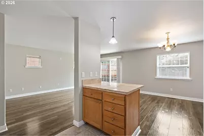 1463 Four Seasons Dr, Roseburg, OR 97470 - Photo 24