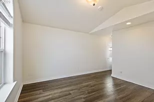 1463 Four Seasons Dr, Roseburg, OR 97470 - Photo 28