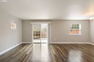 1463 Four Seasons Dr, Roseburg, OR 97470 - Photo 12