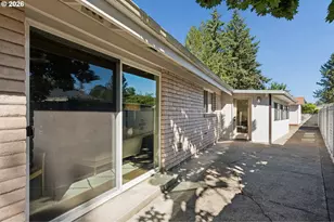 16890 SE Carmel Ct, Milwaukie, OR 97267 - Photo 34
