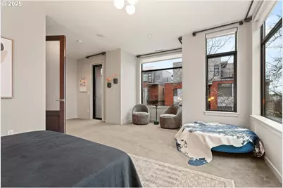 1684 NW Riverscape St, Portland, OR 97209 - Photo 24