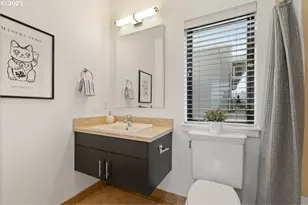 1684 NW Riverscape St, Portland, OR 97209 - Photo 36