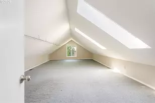 14877 SW Oregon Trail Ln, Beaverton, OR 97006 - Photo 30