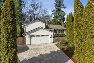 11255 SW Viewmount Ct, Tigard, OR 97223 - Photo 1