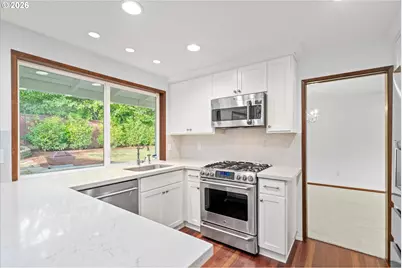 11255 SW Viewmount Ct, Tigard, OR 97223 - Photo 16