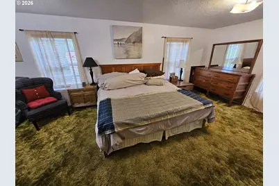 572 Dillard Gardens Rd, Winston, OR 97496 - Photo 10