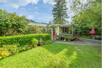 572 Dillard Gardens Rd, Winston, OR 97496 - Photo 16