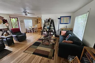 572 Dillard Gardens Rd, Winston, OR 97496 - Photo 4
