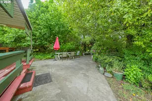 572 Dillard Gardens Rd, Winston, OR 97496 - Photo 16