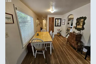 572 Dillard Gardens Rd, Winston, OR 97496 - Photo 6