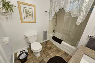 572 Dillard Gardens Rd, Winston, OR 97496 - Photo 12