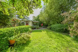 572 Dillard Gardens Rd, Winston, OR 97496 - Photo 18