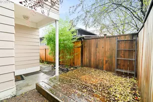 618 NE Killingsworth Ct, Portland, OR 97211 - Photo 26