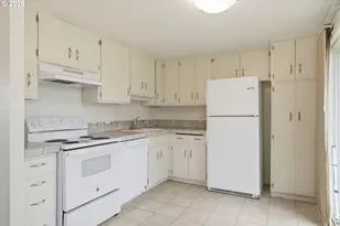 3705 Peppertree Dr, Eugene, OR 97402 - Photo 14