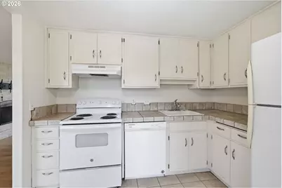 3705 Peppertree Dr, Eugene, OR 97402 - Photo 16