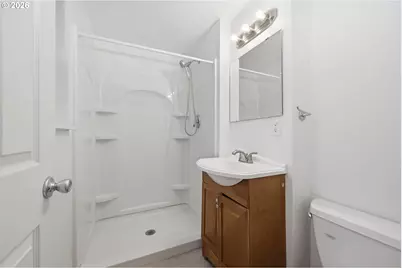 3705 Peppertree Dr, Eugene, OR 97402 - Photo 24