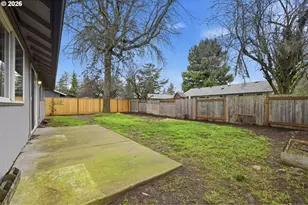 3705 Peppertree Dr, Eugene, OR 97402 - Photo 34