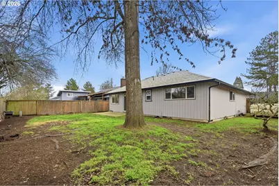 3705 Peppertree Dr, Eugene, OR 97402 - Photo 36