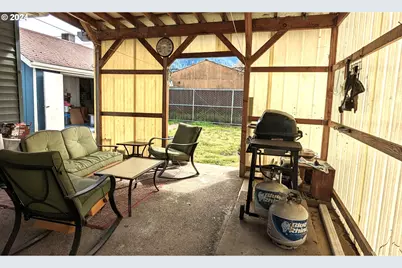 47880 W 2nd St, Oakridge, OR 97463 - Photo 24