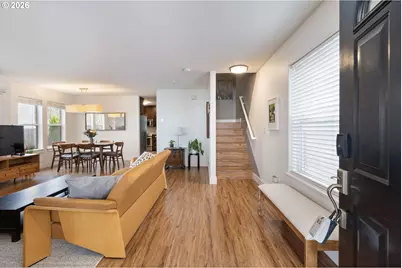 8324 N Johnswood Dr, Portland, OR 97203 - Photo 4