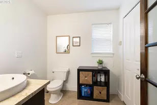 8324 N Johnswood Dr, Portland, OR 97203 - Photo 18