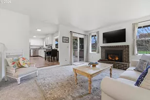 939 Hazelwood Dr, Oregon City, OR 97045 - Photo 10