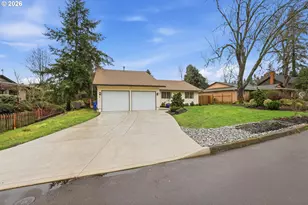 939 Hazelwood Dr, Oregon City, OR 97045 - Photo 4