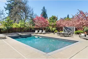 2817 NE Hamblet St, Portland, OR 97212 - Photo 30