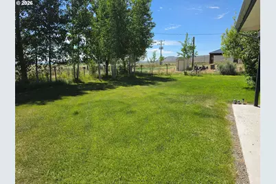 91497 Christmas Valley Hwy, Christmas Valley, OR 97641 - Photo 4
