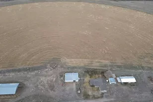 91497 Christmas Valley Hwy, Christmas Valley, OR 97641 - Photo 36