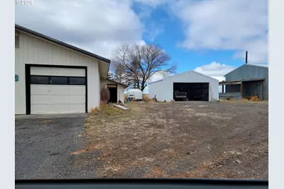 91497 Christmas Valley Hwy, Christmas Valley, OR 97641 - Photo 20