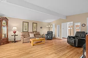 630 Sky Ln, Forest Grove, OR 97116 - Photo 10