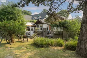 240 W 6th St, Cannon Beach, OR 97110 - Photo 32