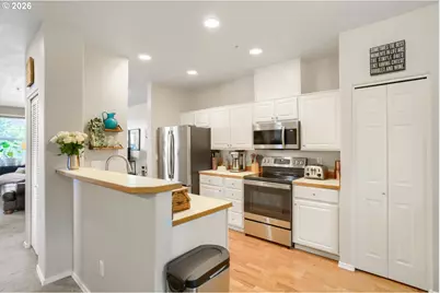 14184 SW Barrows Rd #8-4, Tigard, OR 97223 - Photo 10