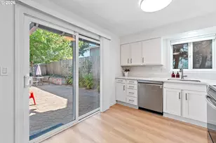 5029 SW Coronado St, Portland, OR 97219 - Photo 18