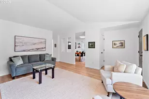 5029 SW Coronado St, Portland, OR 97219 - Photo 12