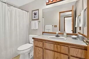 1561 SE Anthony St, Hillsboro, OR 97123 - Photo 34