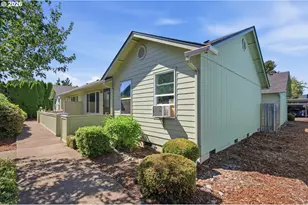5530 E St, Springfield, OR 97478 - Photo 6