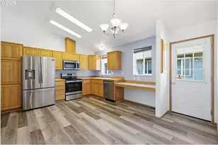 5530 E St, Springfield, OR 97478 - Photo 18