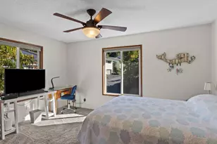 15031 NE Rose Pkwy, Portland, OR 97230 - Photo 18