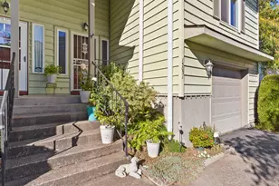 15031 NE Rose Pkwy, Portland, OR 97230 - Photo 4